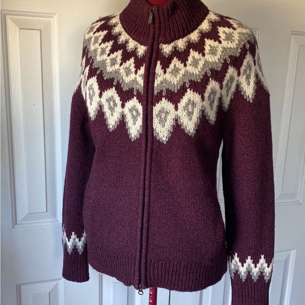 L.L. Bean Vintage Fair Isle 100% Lambswool Cardigan Sweater